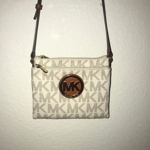 Michael Kors crossbody purse